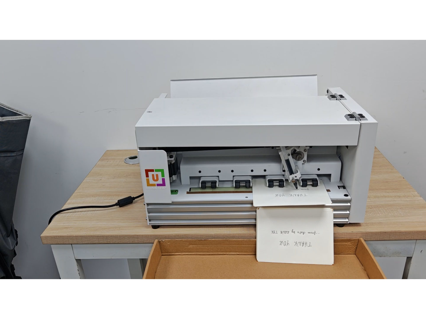 UUNA TEK® iAuto Plus - Handwriting Machine with Feeder/Automatic Signature Machine/Handwriting Machine for Letter/Automatic Writing Machine, Write Up to 210 Letters, 80 Envelops Per Load - UUNA TEK CO.,LIMITED