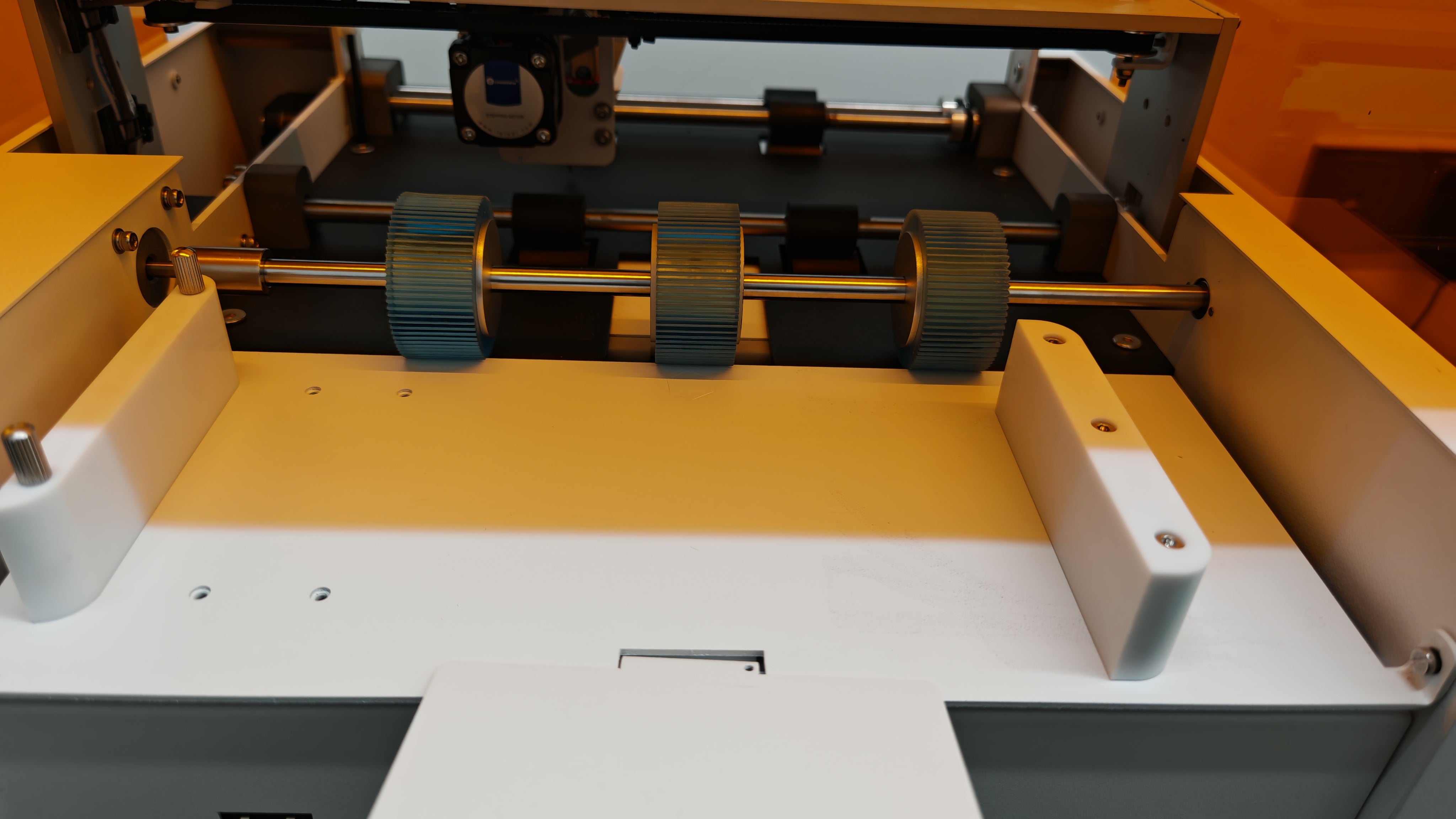 UUNA TEK® iAuto Plus 2.0 - La macchina per scrivere automatica con IA di nuova generazione, scrive fino a 250 lettere, 95 buste per carico